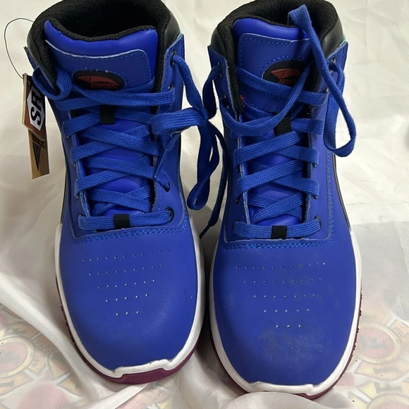 Avenger Work Boots Reaction Mid. Size 9.5. New Tags main image 6